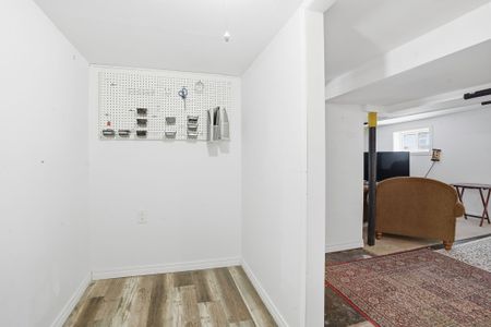 For Lease - 54 Mill Street, Welland, Ontario - Photo 3