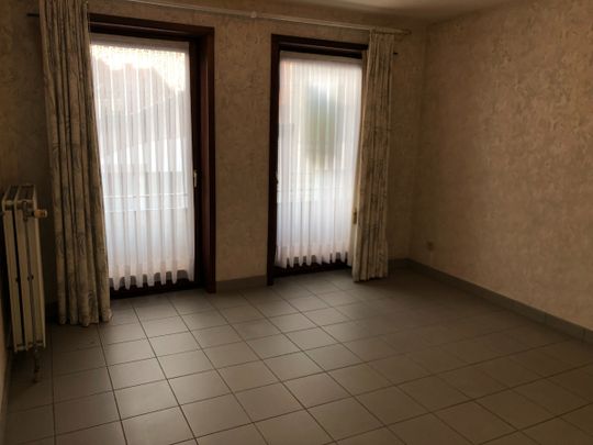 Twee slaapkamer appartement + garage - Photo 1
