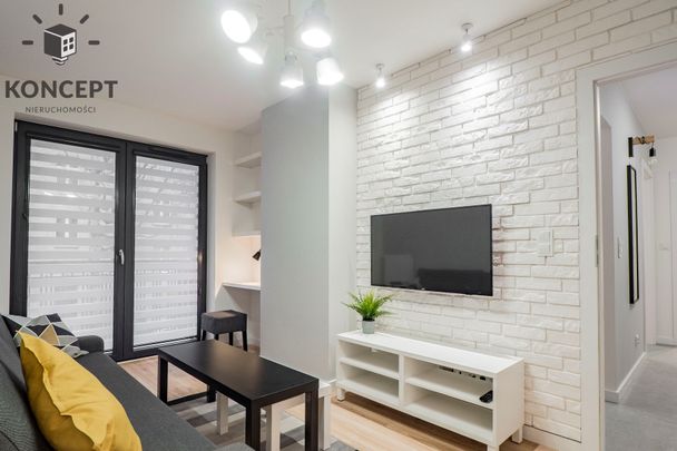 Rozkładowe 2 pokoje mieszkanie z balkonem - Photo 1