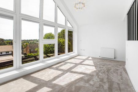 4 bedroom detached house to rent - Photo 4