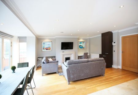 Cedar Lodge, Farmleigh Woods, Castleknock, Dublin 15, D15 K584 - Photo 2