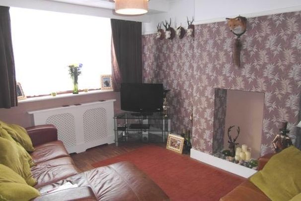4 bedroom terraced house to rent - Photo 1