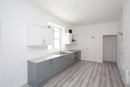 Wd, Watford, WD23 - Photo 2