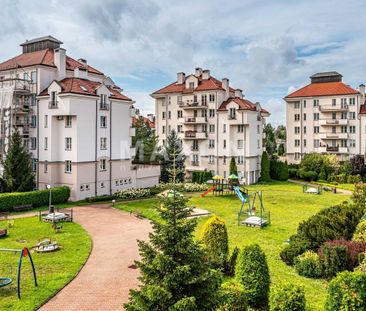 Warszawa, Włochy, Okęcie, ul. Lechicka – zdjęcie 4