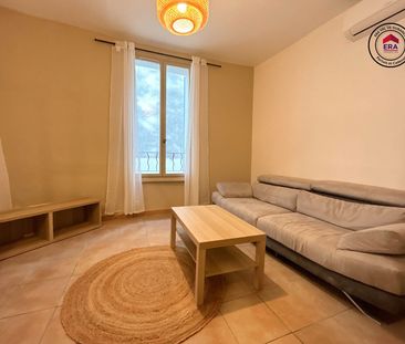 A LOUER PERTUIS 84120 CENTRE VILLE APPARTEMENT MEUBLE TYPE 2 PIECES... - Photo 3