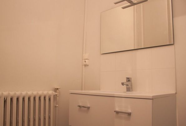 "LA CHAMBRE D'HUGO" - Location Appartement tours : 20.555 m2 - Photo 1