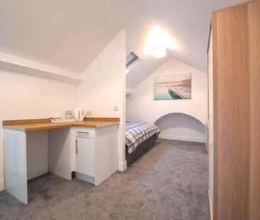 Upper Town Street, Leeds, Bramley - Photo 5