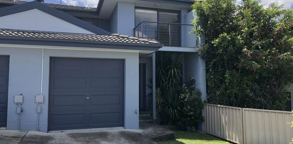 Super Modern Deluxe Townhouse - Photo 2