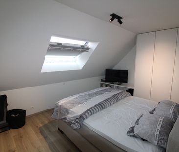SUBLIEM 2-slaapkamer appartement met GARAGE! - Photo 5