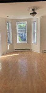 Grand 5 1/2 sur le plateau Mont Royal - Photo 4