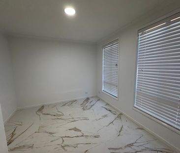 Spacious 4 Bedroom home for Lease - Photo 6