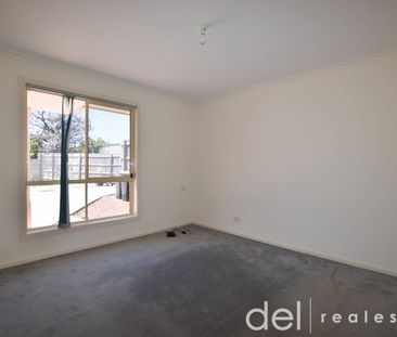 Well Presented Unit in Great Location! - Photo 3