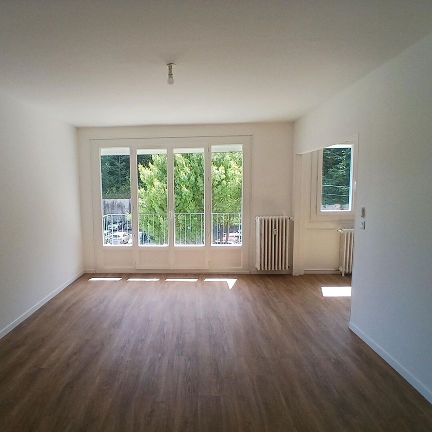 Location Appartement 4 pièces 68m² - Photo 1