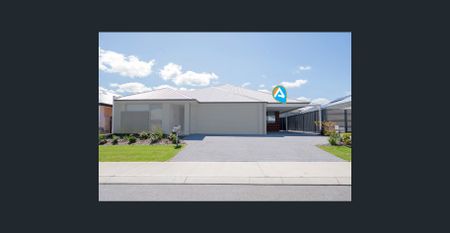 STYLISH AND LOW-MAINTENANCE HOME BY THE COAST - Photo 2