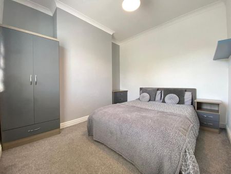 4 bedroom house share to rent - Photo 2