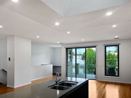 7 Carnegie Way, Bendigo - Photo 3