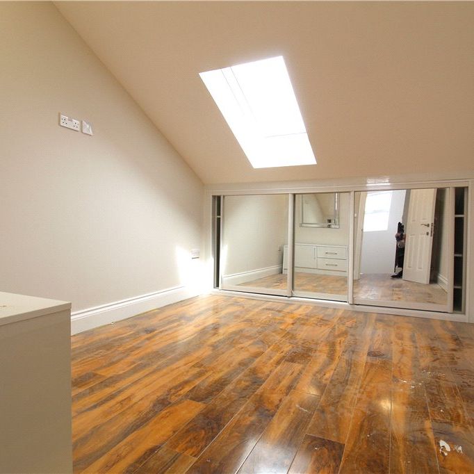 The Mall, Ealing, W5 3TJ - Photo 1