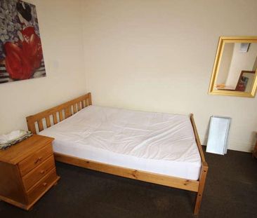 Calais Road, Staffordshire, Burton Upon Trent, DE13 - Photo 4