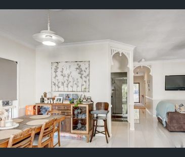 Comfortable Family Living in a Convenient Waterford Location! - Photo 4