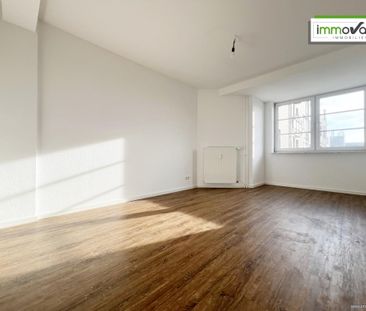 Sanierte 3-Raum-Wohnung mit Balkon, Duschbad und Gäste-WC im belieb... - Photo 2