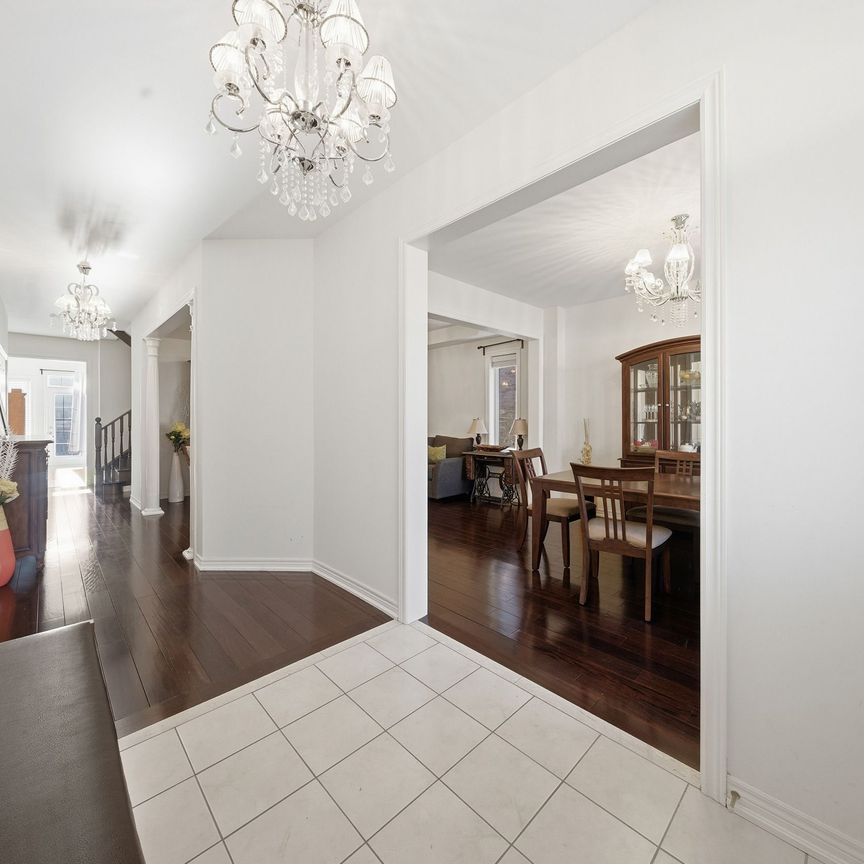 For Lease - 426 Hidden Trail, Oakville, Ontario - Photo 1