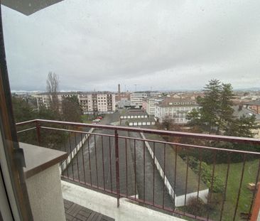 Location Appartement 4 pièces 78m² ST LOUIS 68300 - Photo 2