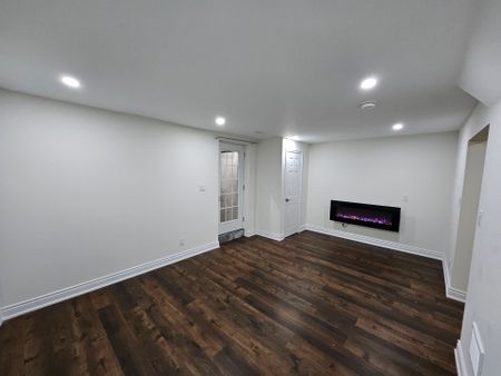 For Lease - 2 Forfar Court Unit# Lower, Kitchener, Ontario - Photo 4