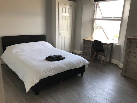 7 bedroom house share to rent - Photo 1