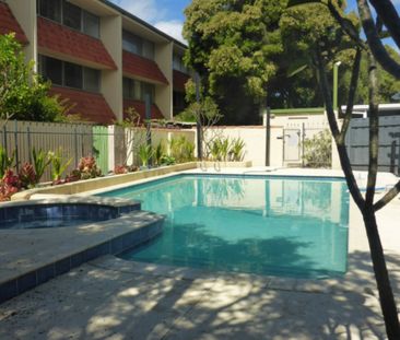 LOCK UP AND LEAVE - Photo 6