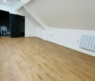 3 Bed Flat, Regent Street, B66 - Photo 4