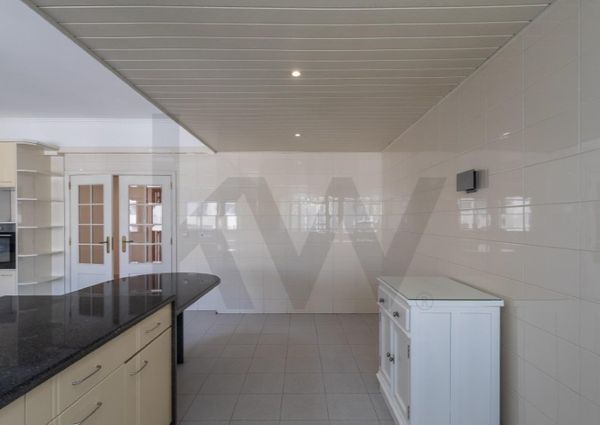 Apartamento T4 em Lisboa