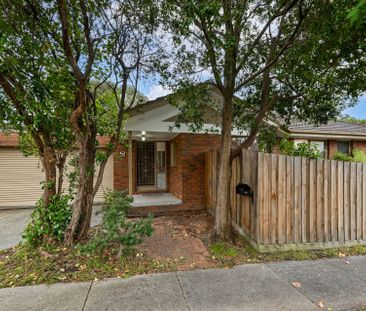 29 Montgomery Ave , MOUNT WAVERLEY - Photo 5