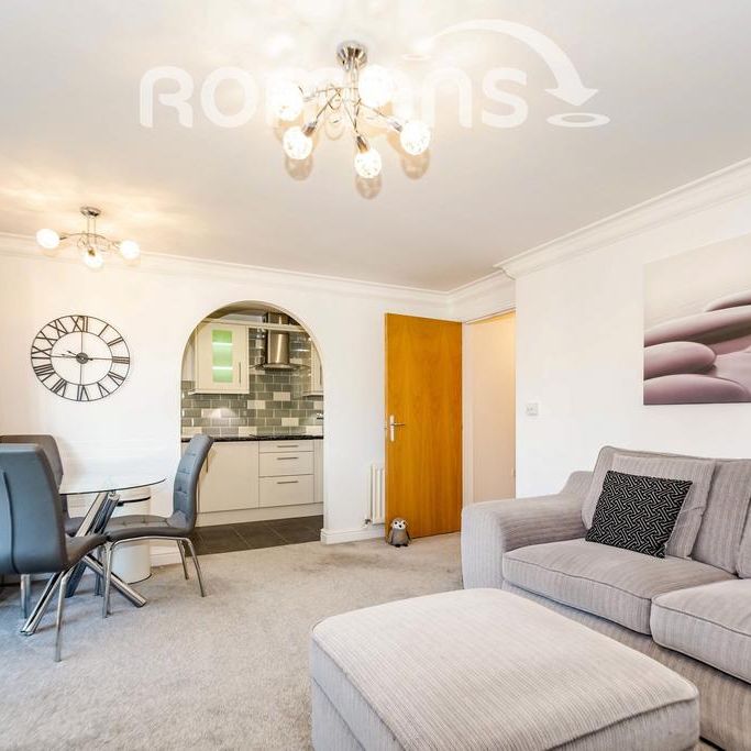 2 bedroom flat to rent - Photo 1