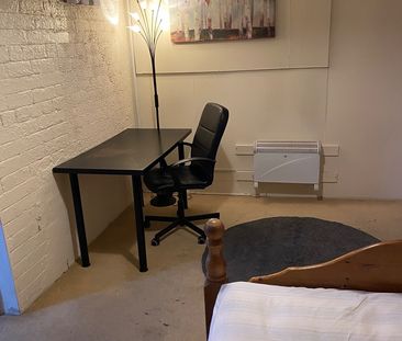 Room in a Shared Flat, St George, BS5 - Photo 3