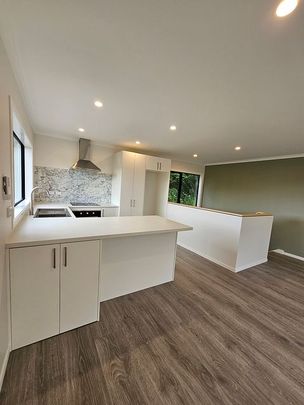 BRAND NEW! Central stand alone town house - Photo 1