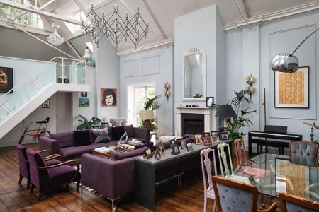 6 bedroom barn conversion to rent - Photo 2