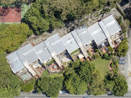 23/111 Rio Vista Boulevard, Broadbeach Waters QLD 4218 - Apartment For Rent | Domain - Photo 3