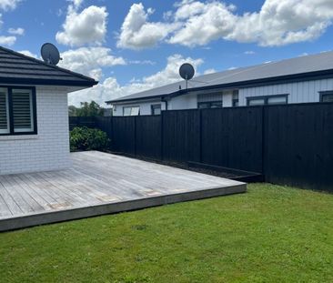 Paerata, 8 Stanton House Road - Photo 2