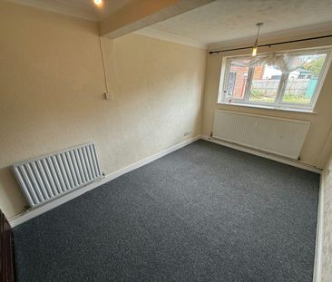 Bungalow to rent on - Photo 4