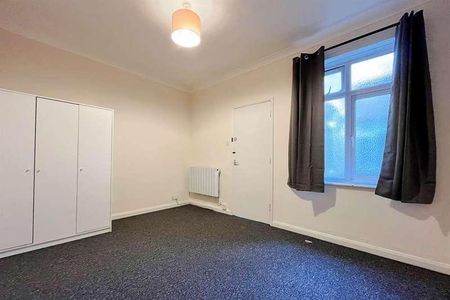 Bournemouth, BH1 - Photo 2