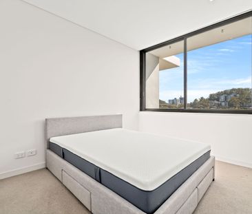 Level 5, Unit 507/148A Albany Street, Point Frederick - Photo 2