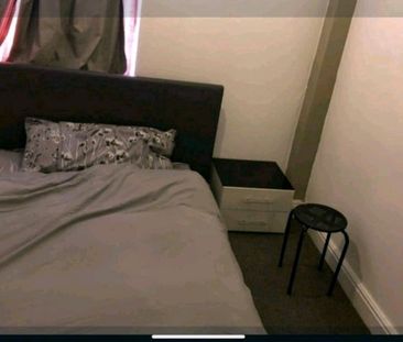 Room in a Shared House, Norwood Avenue, HA0 - Photo 2