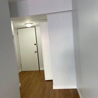 Spacious 1-Bedroom Apartment for Rent - 1295 W 12th Ave, Vancouver - Photo 3