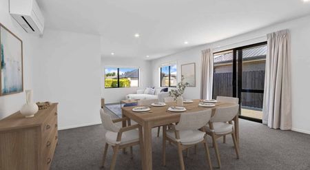 Near New Four Bedroom In Prestons Park! - Photo 5