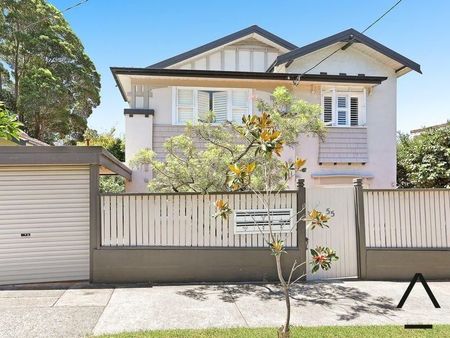 Renovated One bedroom Apartment - Photo 2