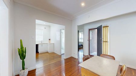 33a Floraville Road, Belmont North NSW 2280 - Photo 3