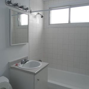 4 1/2 Alouer St.Michel - Photo 3