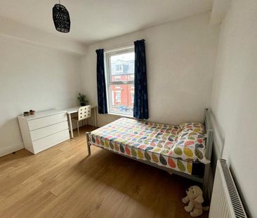 5 bedroom house to rent - Photo 2