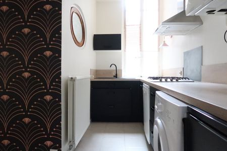 Location Appartement 3 pièces 71m² ST ETIENNE 42000 - Photo 5