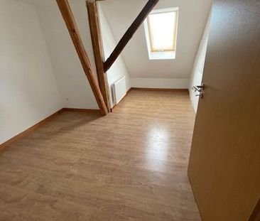 TOP Neu sanierte 4-Zimmer-Dachgeschoss-Wohnung - Photo 1